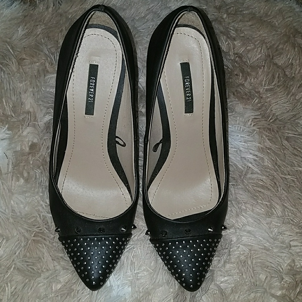 Never worn